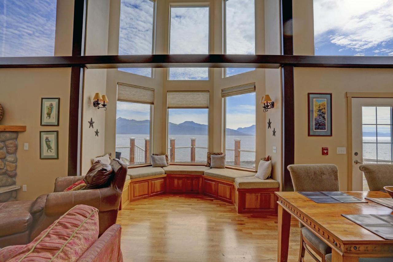Otter Beach Lodges Хоумър Екстериор снимка