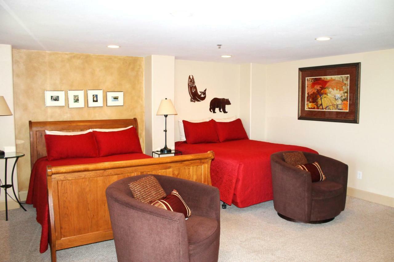 Otter Beach Lodges Хоумър Екстериор снимка